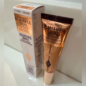 Charlotte Tilbury Beautiful Skin Foundation 6 Neutral